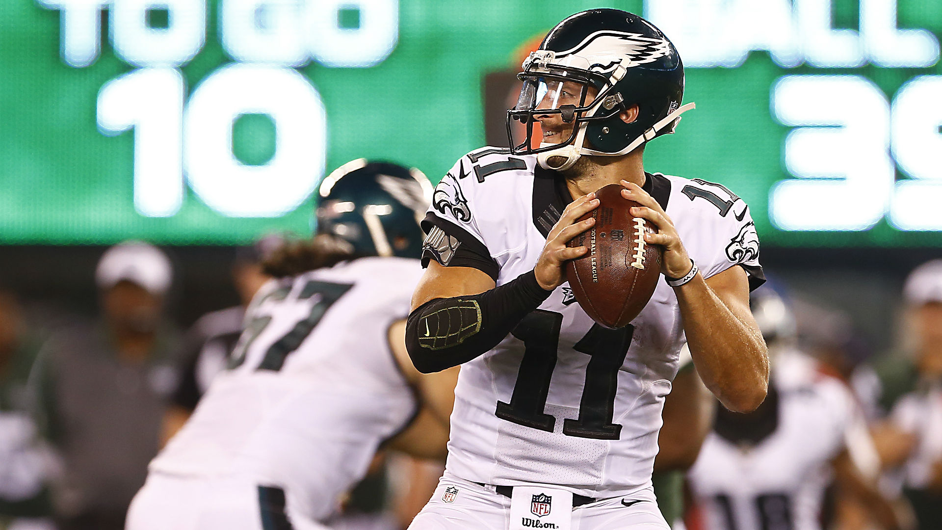 Tim Tebow: A Football Star Who Cares (Sports Stars Who Care)